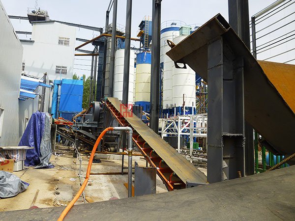 年500万吨建筑废弃物处理加工现场