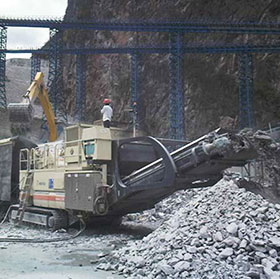 郑州中厚机械建筑垃圾破碎站经得住受众检